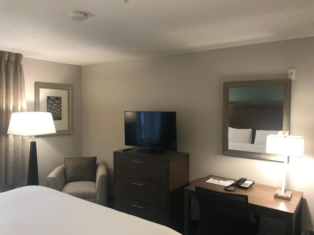 Staybridge Suites Columbia-Highway 63 & I-70 By Ihg Стая снимка